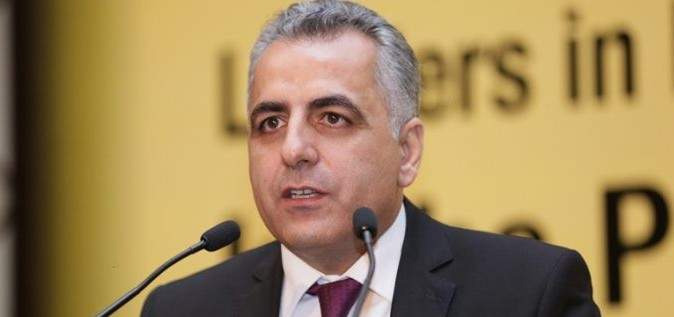 كركي يفسخ العقد مع طبيبين وصيدلية