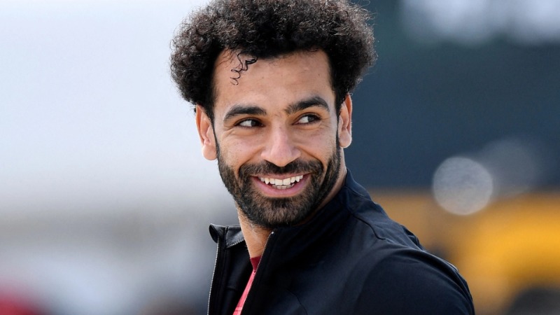 محمد صلاح يتعرض للسرقة..