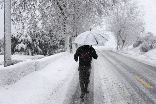 بعد العواصف والثلوج.. حال الطقس في لبنان