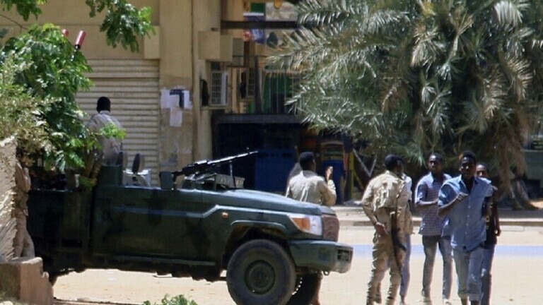 قوات الدعم السريع تعلن تسليم 27 عسكريا مصريا إلى الصليب الأحمر