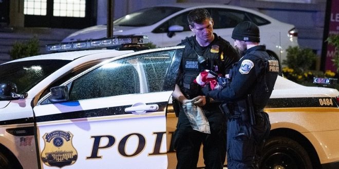 بالفيديو.. الشرطة الأميركية تقتحم منزلا وتكبّل طفلة عمرها 10 سنوات!