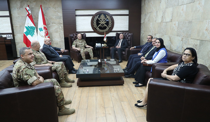 قائد الجيش بحث مع وفد من وزارة الداخلية العراقية في الأوضاع العامة بالمنطقة