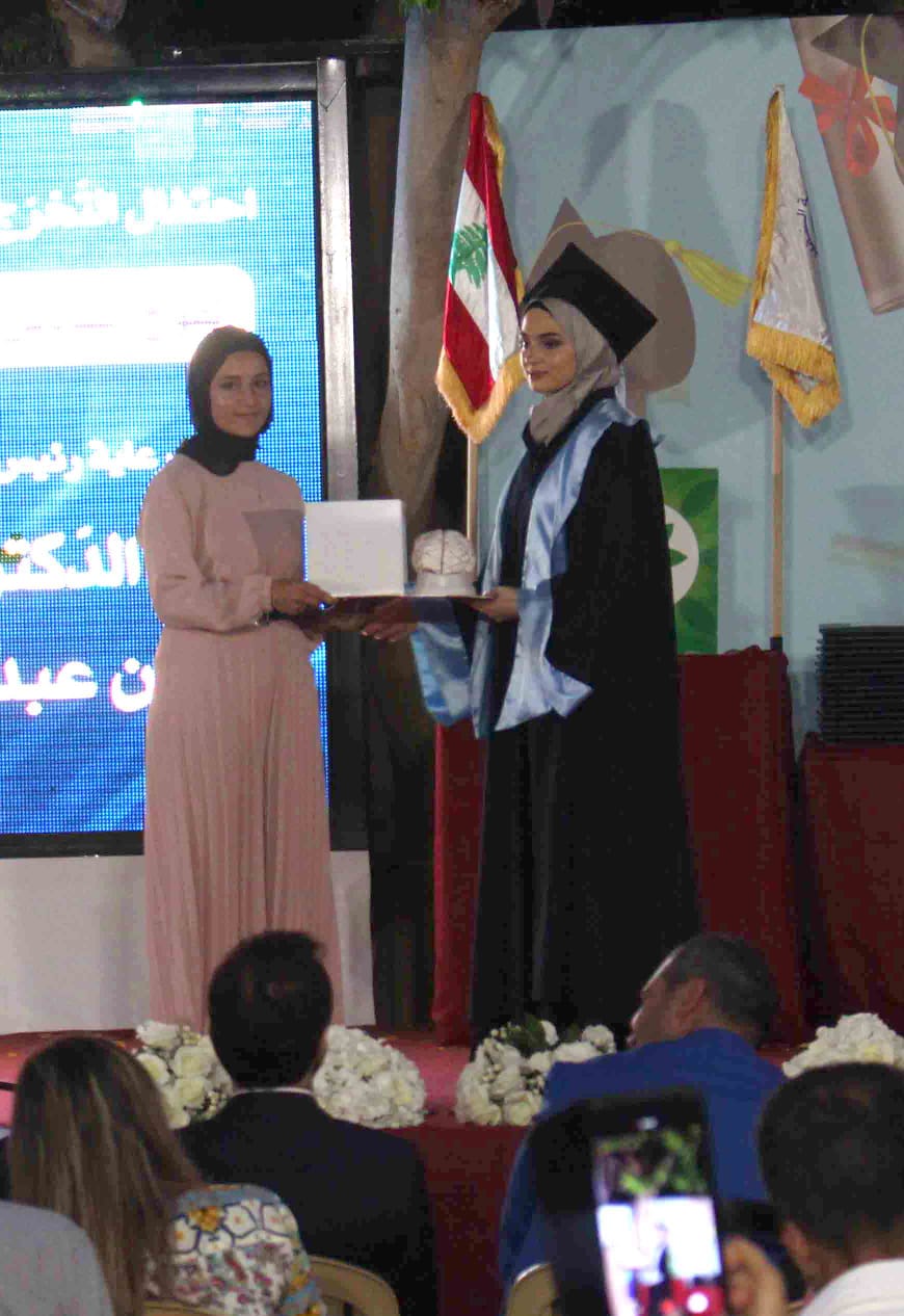 المايسترو د. لبنان بعلبكي يرعى احتفال  ثانوية "السفير" بتخريج "فوج البر والإتقان 2023"