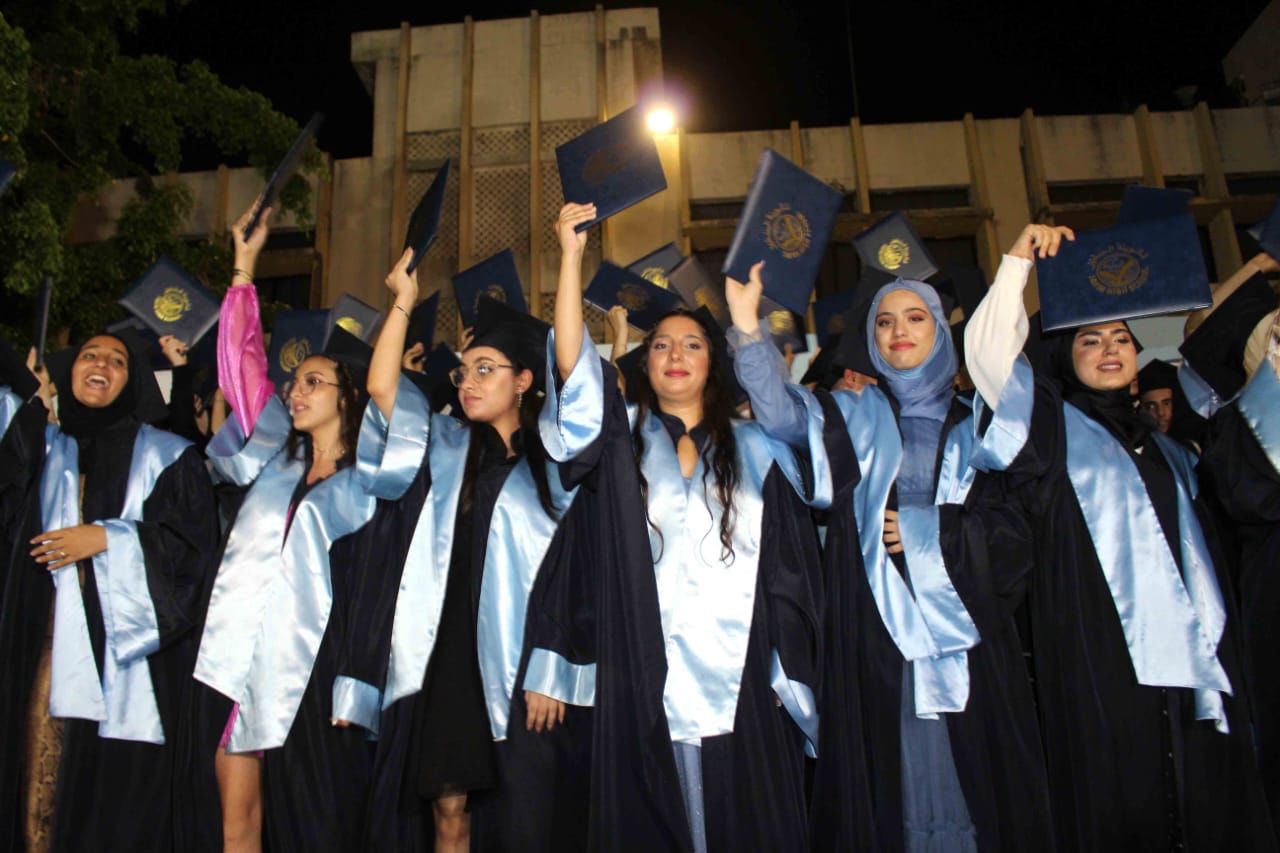 المايسترو د. لبنان بعلبكي يرعى احتفال  ثانوية "السفير" بتخريج "فوج البر والإتقان 2023"