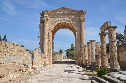 متحف آثار صُوْر معلّق على دولار الـ 1500.. والإيطاليّون يفاخرون بأجدادهم الرومان