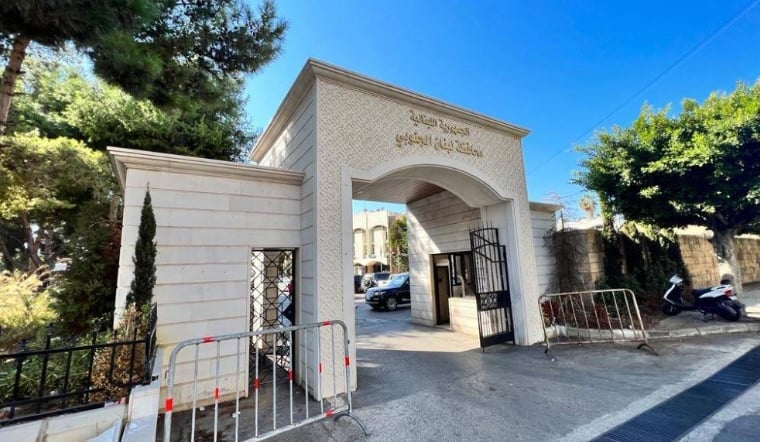 محافظ الجنوب أعلن استئناف العمل في إدارات سرايا صيدا غداً الخميس