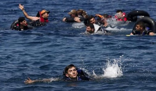غرق 5 مهاجرين بينهم 4 أطفال!