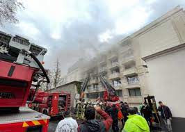 إنقاذ 40 شخصاً إثر حريق في فندق وسط إسطنبول