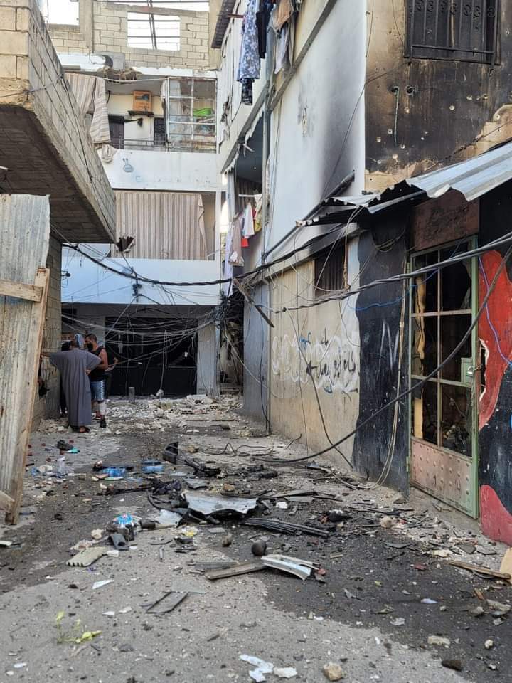 بالصور: الدمار الهائل في مخيم عين الحلوة!