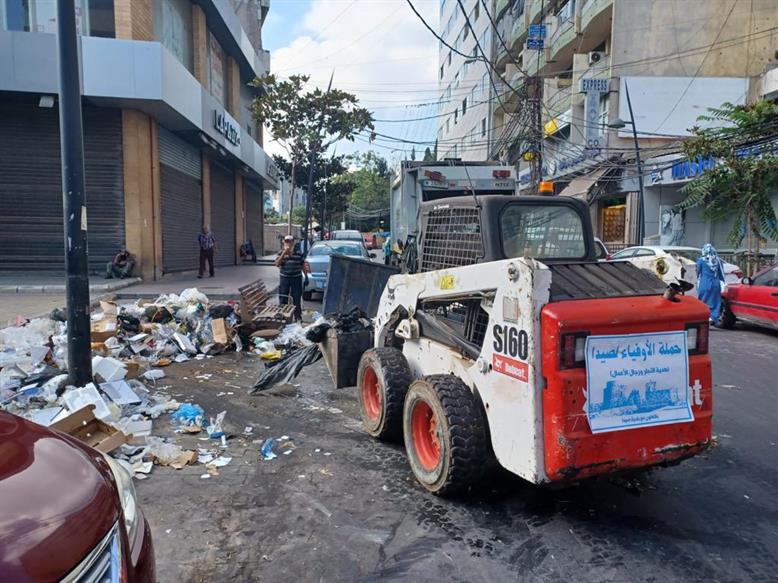 د. بديع: فرق بلدية صيدا وحملة الأوفياء إستأنفت رفع النفايات من شوارع وأحياء المدينة