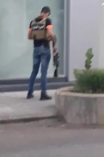 مسلّح جونيه غير متّزن عقليّاً! والجيش يصدر بيانا!