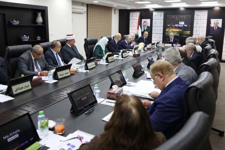 رئيس الوزراء اشتية خلال اجتماع المانحين: قدمنا احتياجاتنا المالية وأثر الاقتطاعات الإسرائيلية