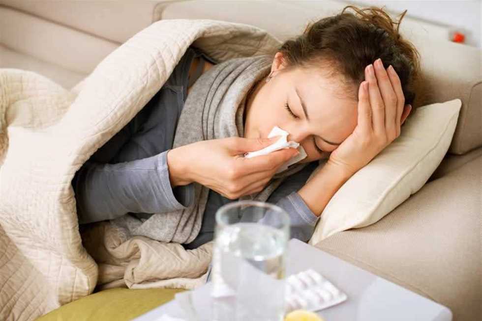 مع قرب الشتاء.. كيف تحمي نفسك من الإنفلونزا؟