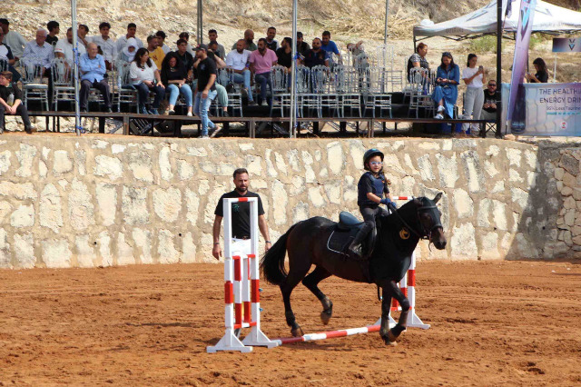 نادي "Horse Ville Clube" للفروسية نظّم أول بطولة ودّية من نوعها بقفز الحواجز في الجنوب على مرمح "صيدا كاونتري كلوب - القرية"