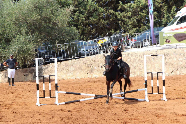 نادي "Horse Ville Clube" للفروسية نظّم أول بطولة ودّية من نوعها بقفز الحواجز في الجنوب على مرمح "صيدا كاونتري كلوب - القرية"