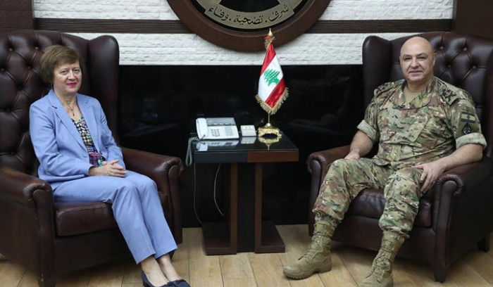 قائد الجيش يستقبل المنسقة الخاصة للأمم المتحدة في لبنان
