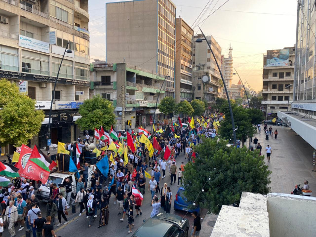 مسيرة ووقفة تضامنية لـ"الحزب" في صيدا تنديداً بمجازر الاحتلال  ودعماً للمقاومة الفلسطينية