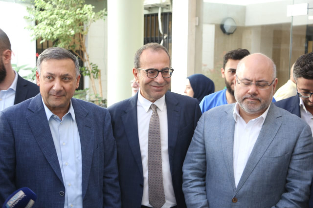 الوزير الأبيض زار مستشفى الرئيس نبيه بري الجامعي الحكومي في النبطية