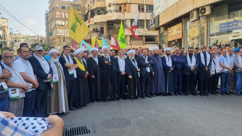 بالصور: أحياء على طريق القدس.. تكريم شهداء "الحزب" ورفضاً للمجازر في غزة...
