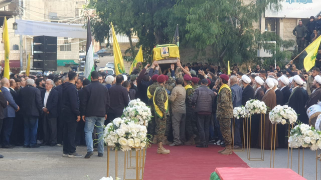 بالصور - "الحزب" يشيّع الشهيد عباس محمد رعد في بلدته جباع