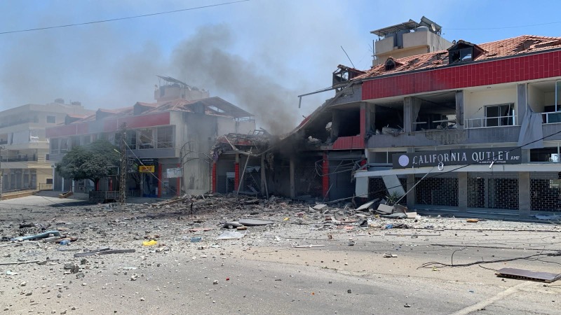غارات إسرائيلية عنيفة على جنوب لبنان والبقاع