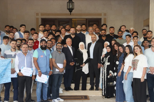 "المستقبل" جنوباً يُكرّم متطوعيه المشاركين في إغاثة النازحين  بهية الحريري: متمسكون بحدودنا الجنوبية  ولن نفرّط بحبة تراب من أرضنا الغالية