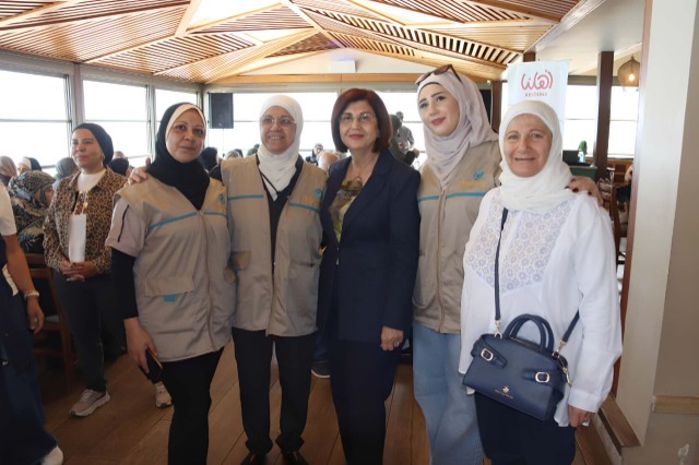 "أهلنا" أقامت فطوراً تكريمياً للمسنين بيومهم العالمي: "مش بس مسنّ.. هو حكاية عُمْر"