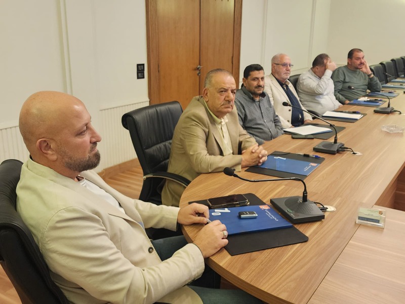 وفد من جمعية تجار محافظة النبطية يكرّم رئيس غرفة التجارة والصناعة والزراعة في صيدا والجنوب تقديراً لجهوده خلال الحرب
